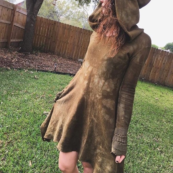 Sew Lilian very thick hooded dress, no longer made - Picture 3 of 5